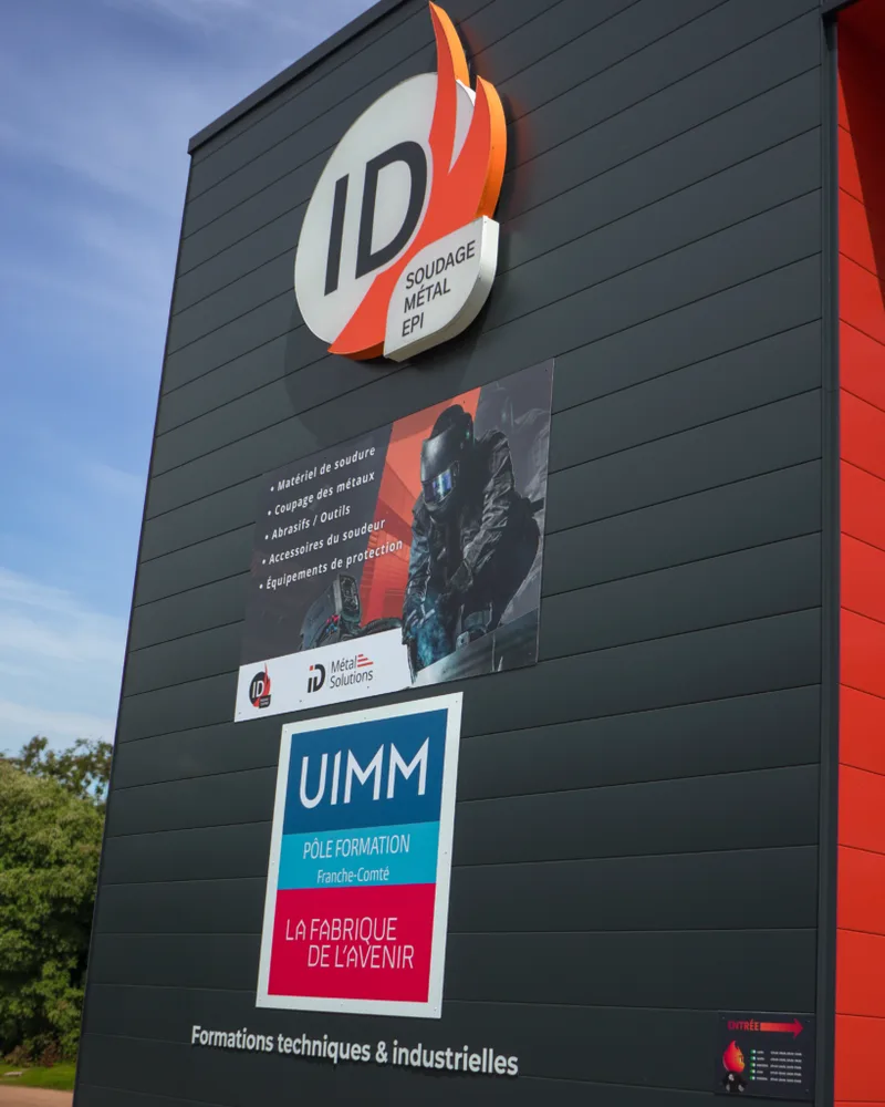 Panneaux publicitaires — ID Soudage : visuel du portfolio FAST COM